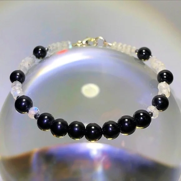 Hand Made Gemstone Bracelet - Picture 5 of 7